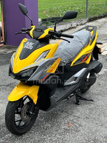 2025 HONDA VARIO 160 VARIO160 1Owner LIKE NEW 10K - photo 4 of 19