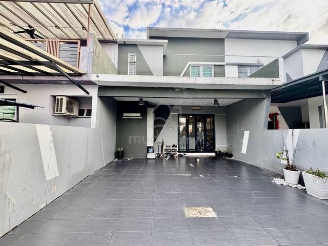 Double storey terrace taman setia tropika 1
