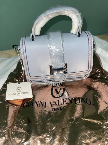 Valentino, A GIANNI VALENTINO ITALY HANDBAG