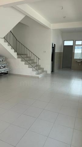 Pulai Mutiara 3 Storey Corner lot Fullloan Skudai Kangkar aster height 1