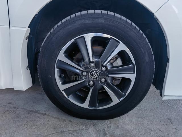 2021 Toyota VOXY 2.0 ZS KIRAMEKI III (A) - 4