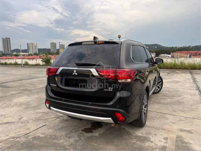 2019 Mitsubishi OUTLANDER 2.0 4WD (A) TRUE YEAR - 4
