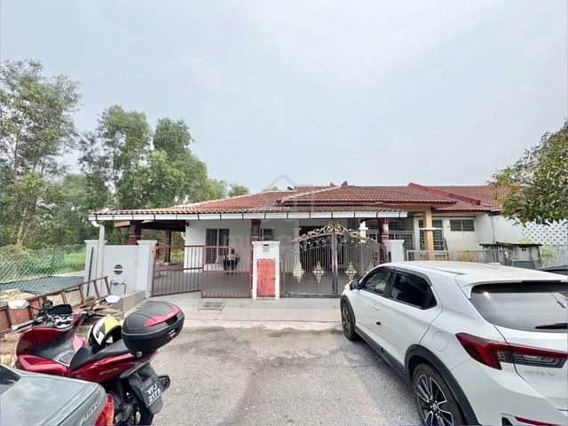 3000 sqft land size corner house in Bandar Saujana Putra 1