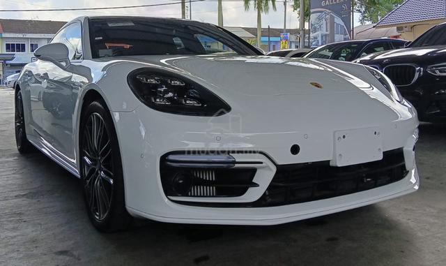 2019 Porsche PANAMERA 3.0 (A) - 2