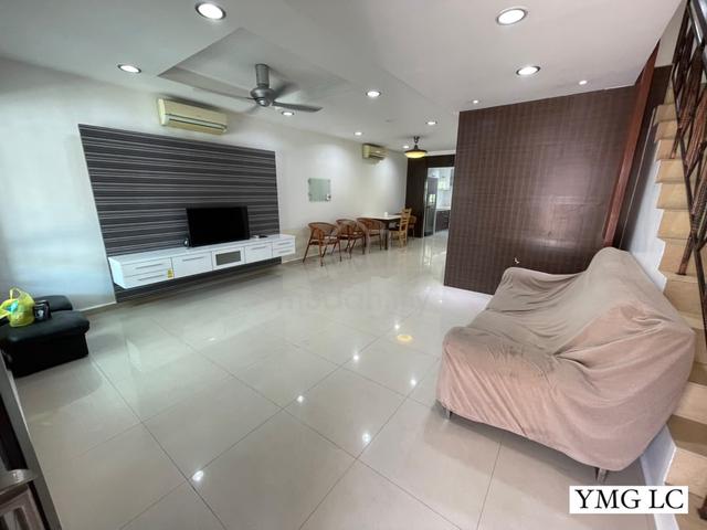 Double Storey Bandar Botanic Klang Fully Renovated & Fully Furnished 1