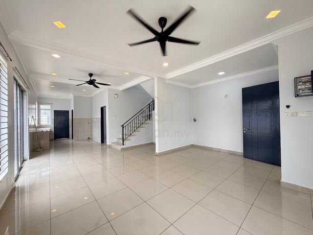 [NEW]🔥End Lot 4 Bedroom Double Storey Kota Warisan, Sepang 1