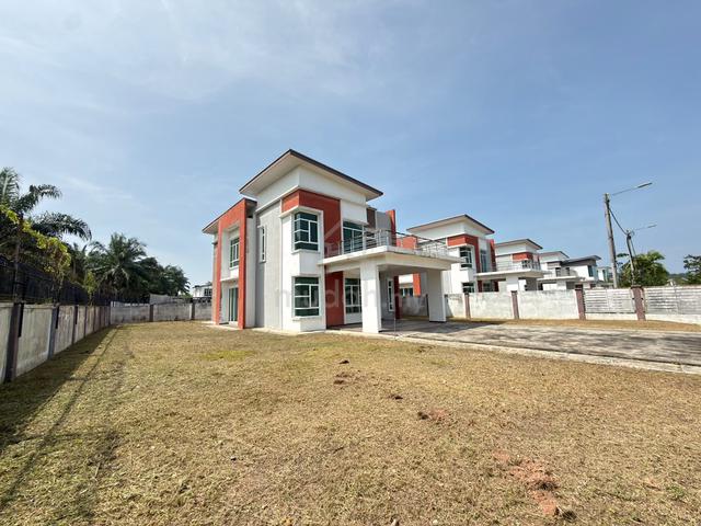 HUGE LAND CORNER Double Storey Bungalow Paya Rumput Perdana nr Cheng 1