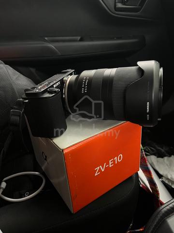 SONY ZV-E10 + Tamron 17–70MM F/2.8 - photo 4 of 6