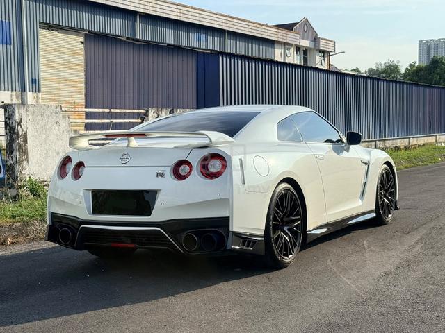 2019 Nissan GT-R 3.8 BLACK EDITION (A) - 4