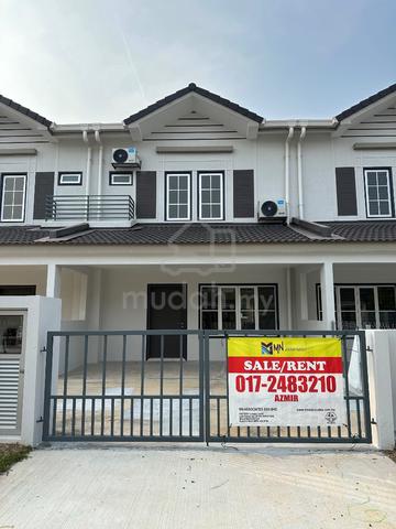 Salak Tinggi Bandar Baru,Senyumia Taman M,Sepang 1