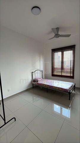 Bilik Sewa Mont Kiara 1