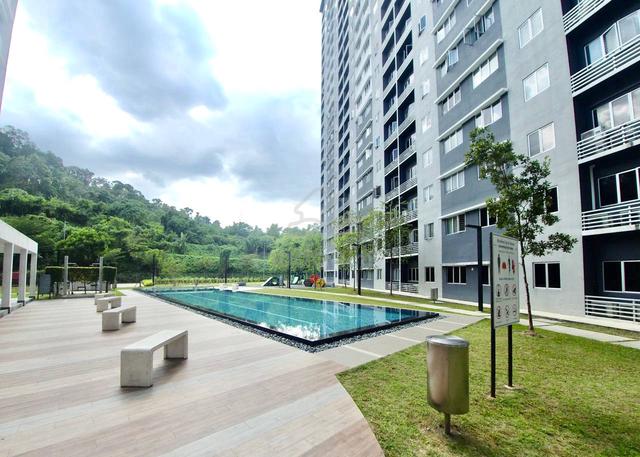 Residensi Suria Pantai 1