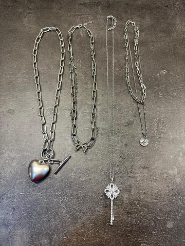 Pre-loved Earring & Good Condition - photo 5 of 6