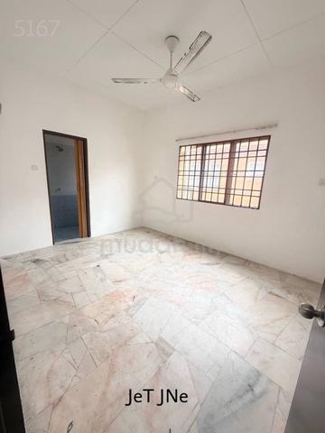Taman Sentosa, Klang-Double Storey House For Sale 1