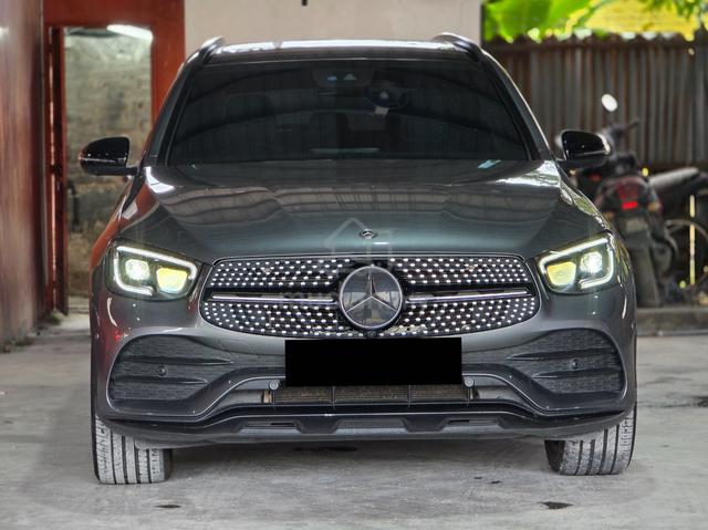 (Loan Kedai) 2020 M/Benz GLC300 2.0 (A) 4MATIC AMG - 2
