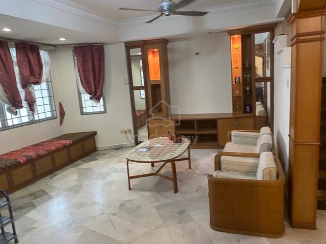 USJ 3  /1* 2 storey terrace house, 6R3B, cozy, well furnished for rent 1