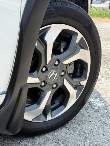 2019 Honda BR-V 1.5 V (A) - 4