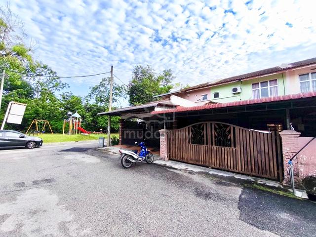 Renovated Teres 2 Tingkat Taman Belatuk Emas Durian Tunggal Melaka 1