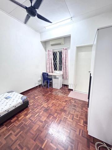 Selangor Kota Kemuning Fully Furnished Terraced House For Rent 1
