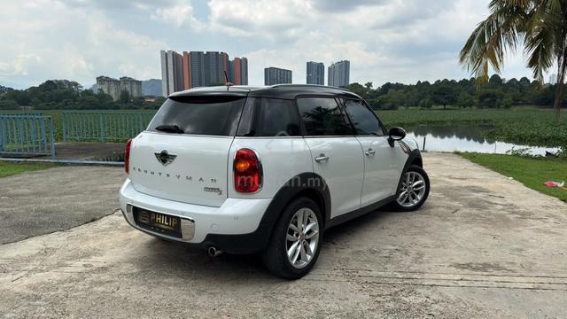 2011 MINI COOPER COUNTRY MAN 1.6 Masih Boleh Loan! - 5