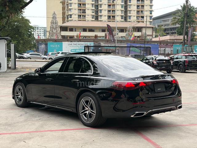 JAPAN SPEC 2024 Mercedes Benz E200 2.0 AMG SEDAN - 3