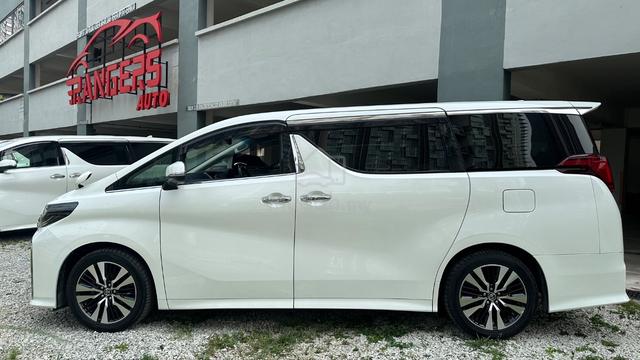 $177k Dim 2022 Toyota ALPHARD 2.5 SC BSM Grade 4B - 5