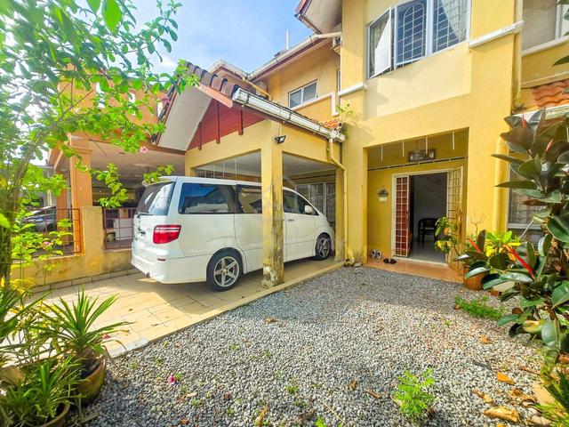 SPACIOUS 22X80 Double Storey Terrace House Bandar Kinrara BK5 Puchong 1