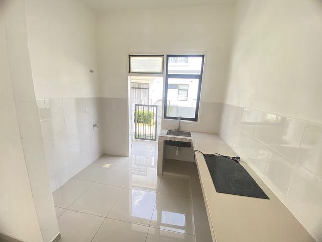 Eco Grandeur Graham Garden( Type C ) Bandar Puncak Alam For Rent 4