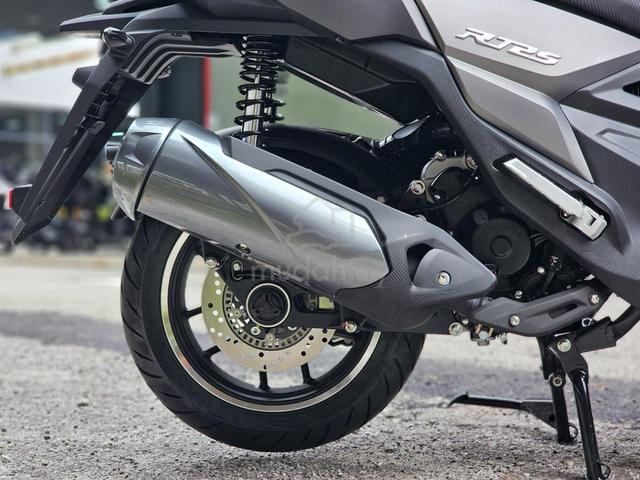 Cyclone RT2S ABS TCS - Premium Comfortable Scooter - photo 28 of 29