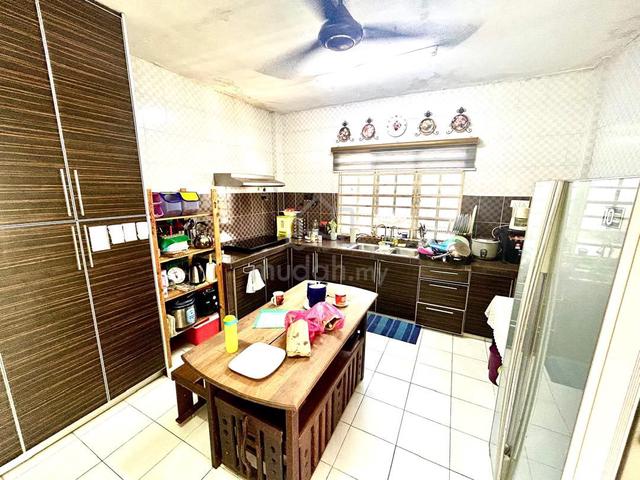 Renovated Double Storey Terraced House, PJ7, Puncak Jalil 3