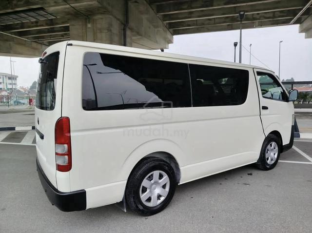 2018 Toyota Hiace 2.5 (M) Window Van 14 Seat - 5