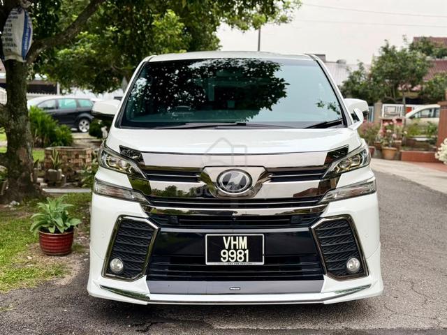 ON THE ROAD 2017 Toyota VELLFIRE 2.5 GOLDEN EYES - 4