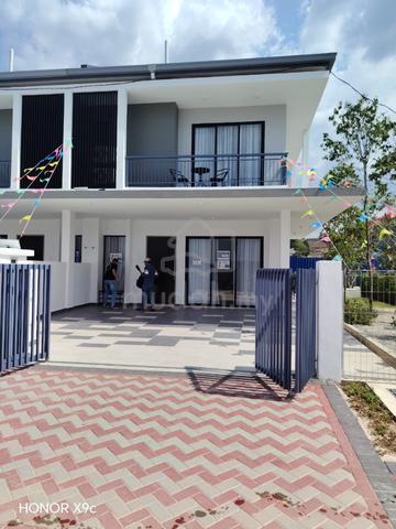 New Double Storey Near Kuala Lumpur 1