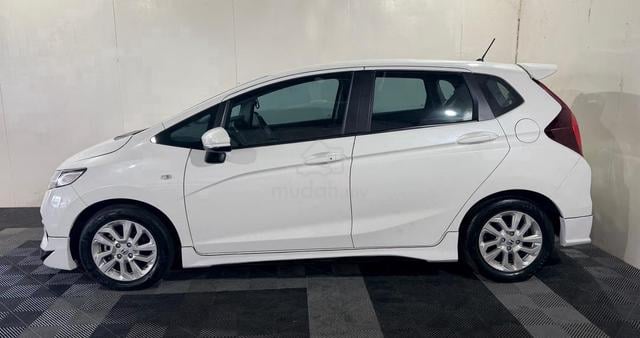 2021 Honda JAZZ E 1.5L (A) - 4