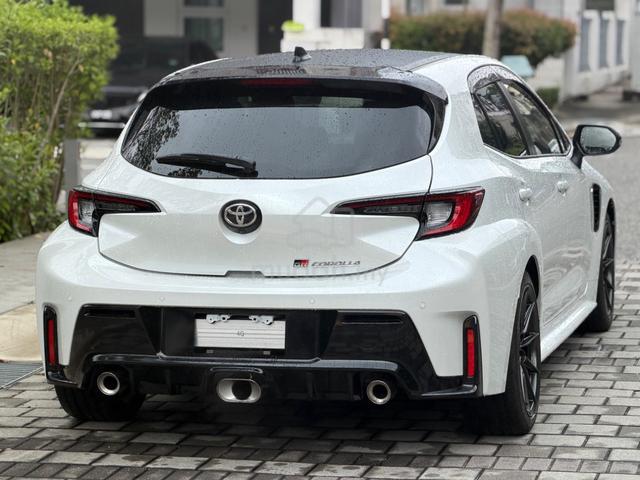 2025 Toyota GR COROLLA 1.6 RZ 4WD AUTO - 3