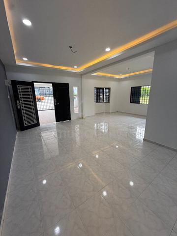 Jalan Jambu Laut 1Stry End Lot Taman Kulai Besar 1