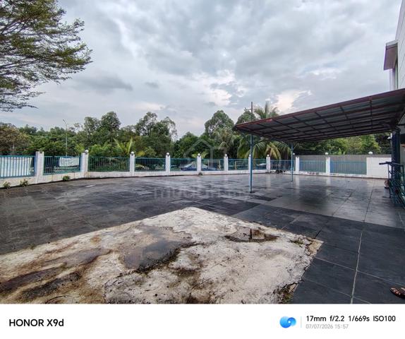Huge Corner 2 Storey Lep Lestari Putra Permai Equine Seri Kembangan 1