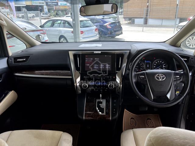 Toyota ALPHARD 2.5 X 2 PWR DOOR FULL LOAN - 4