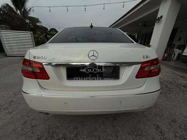 2011 Mercedes-Benz E250 CGI Avantgarde W212 - 2