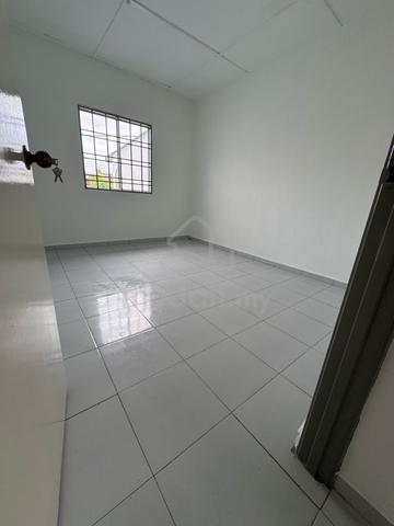 Jalan Bunga Raya @ Sri Lalang Double Storey Low Cost (100% full loan) 5