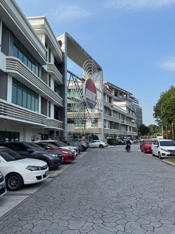 Best rent ground floor shop Radius Business Park Third avenue Cyberjay 1