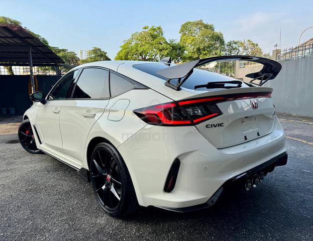 2024 Honda CIVIC 2.0 TYPE R FL5 (M) GRADE 5A JAPAN - 2