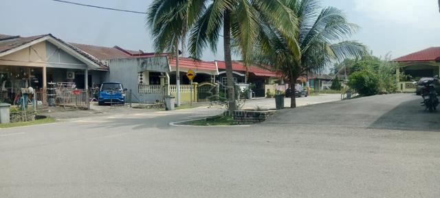 RARE UNIT OPEN FACING – FULLY RENOVATED DI TAMAN SRI REMBAU Fasa 1 1