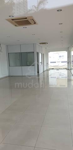 Vantage point (1200sf) Ground floor Shoplot for Rent 1
