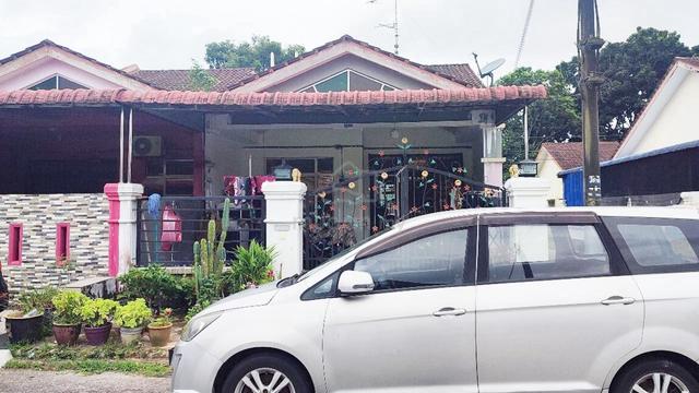 Jalan Rajawali , Bandar Putra 1