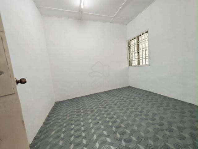 Full Loan Taman Sri Pulai ( Single Storey ) 1