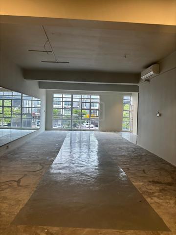 Austin Vsquare Shoplot (First Floor) Mount Austin For Rent 1