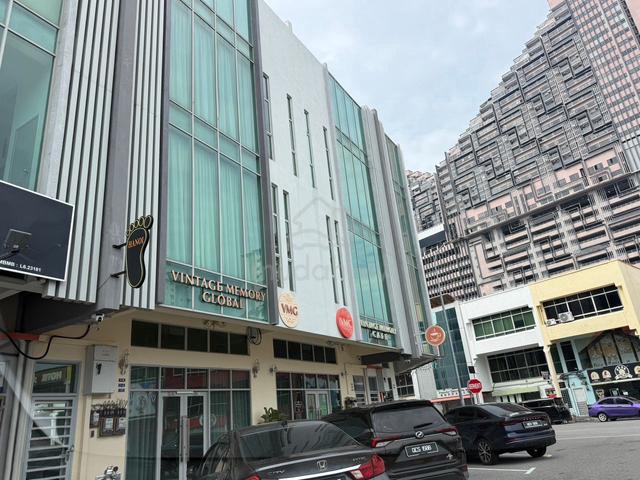 PARTITION 1st Floor Renovated Office Melaka Raya nr Ujong Pasir Town 1