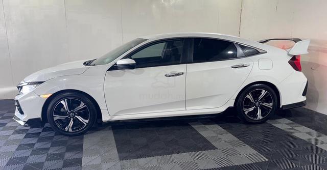 2019 Honda CIVIC 1.5 TC-PREMIUM (A) - 4