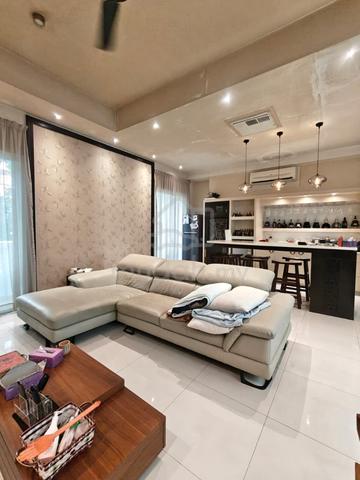2.5 Storey , E&O Seri Tanjung, Phase 3 1